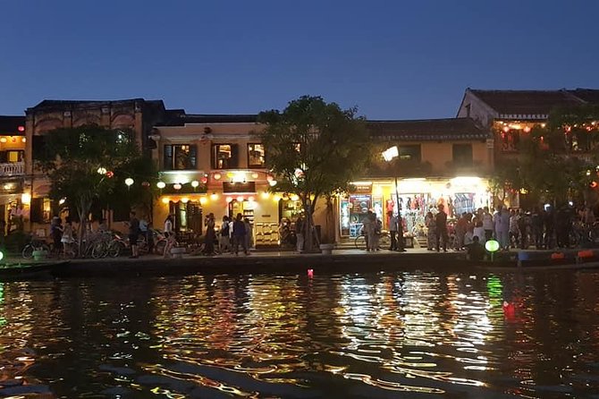 Hoi An Ancient City -Sampan Boat Ride- Night Market- Lanterns - Why the afternoon-to-evening timing works