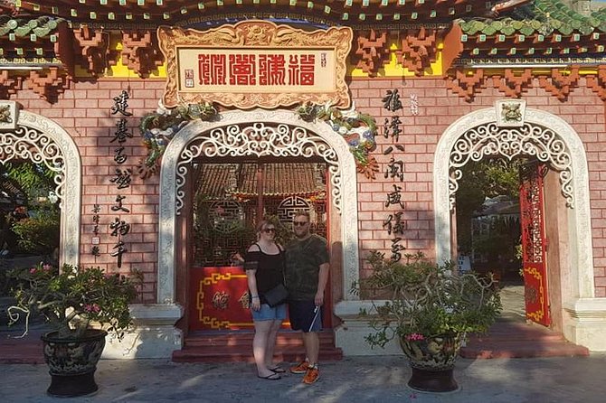 Hoi An Ancient City -Sampan Boat Ride- Night Market- Lanterns - The guide can shape the whole outing