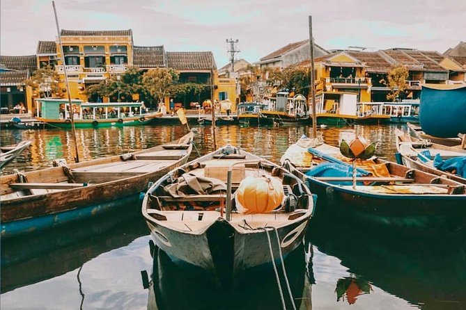 Hoi An City and Basket Boat Tour from Da Nang City - Eating lunch at a local home