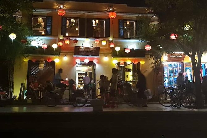 Hoi An City -Morning Walking or Afternoon Tour with Boat Ride - Walking through Hoi An Ancient Town