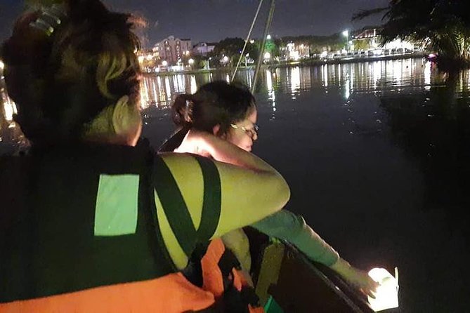 Hoi An City-Peaceful Morning Walking or Afternoon Tour& boat Ride - Free time for shopping, food, and your own discoveries