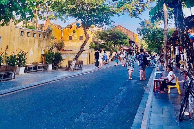 Hoi an Coconut Boat & Hoi an Ancient Town(Option Marble Mountain) - Hoi An Ancient Town and the Japanese Bridge