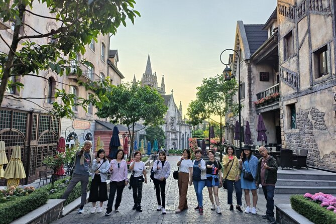 Hoi An/ Da Nang - Ba Na Hills - Golden Bridge Daily Tour - The Golden Bridge in a short 30-minute stop