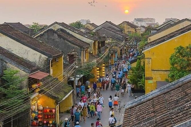 Hoi An Half Day Private Tour from Da Nang/ Hoi an - Hoi An Central Market and everyday town life