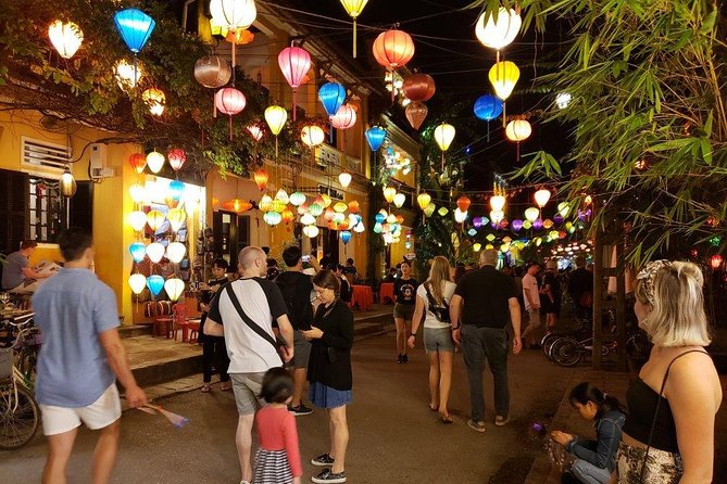 Hoi An Night Market with Hoi an walking Tour , Colourful Lanterns, Boat Ride - Who will enjoy this evening most