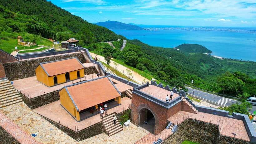 Hoi An: Private Car to Hue with Multi Sightseeing Stops - Four optional routes let you change the character of the day