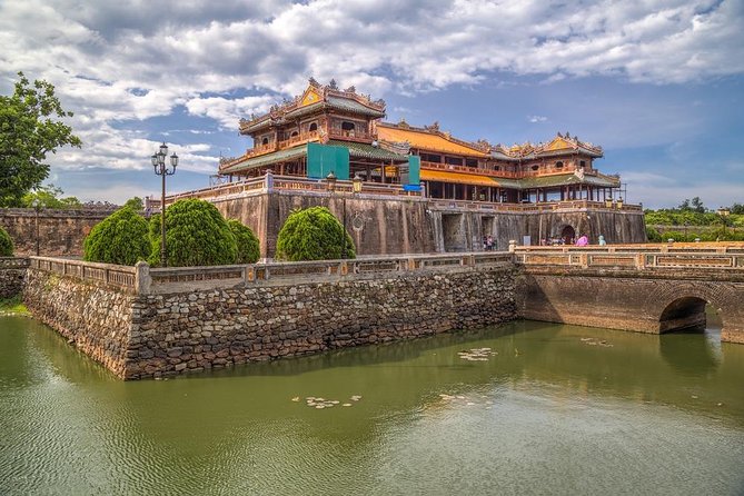 Hue Imperial City Private Tour - Lap An Lagoon and the road into Hue