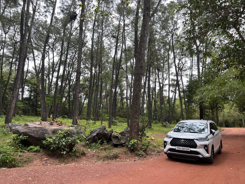 Hue: Private Car to/from Hoi An via Multi Attractions(1-Way) - Choosing Golden Bridge at Ba Na Hills