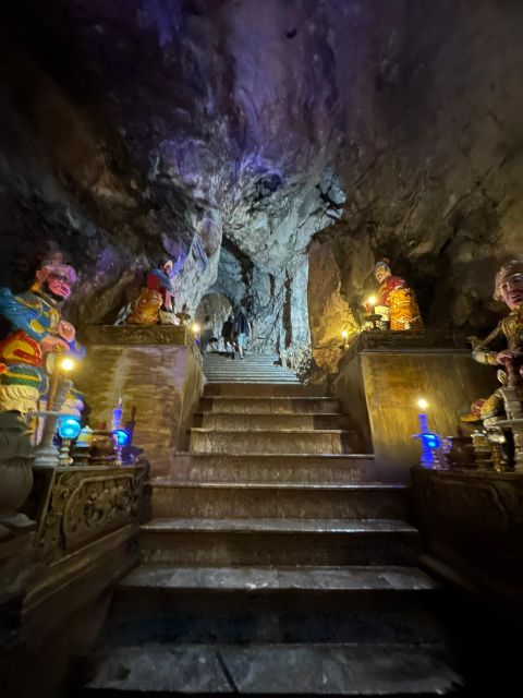 Hue: Transfer To Hoi An via Marble Moutain& An Bang Cemetery - Arriving in Hoi An around 3:30 pm