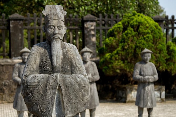 Imperial Hue And Hai Van Pass Full-day Tour - What the schedule feels like in real life