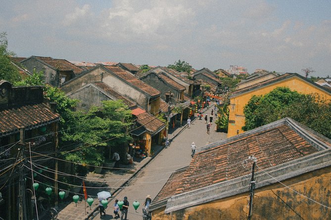 Lady Buddha, Monkey Mountain, Marble Mountain, Hoi An PrivateTour - The guide’s practical role