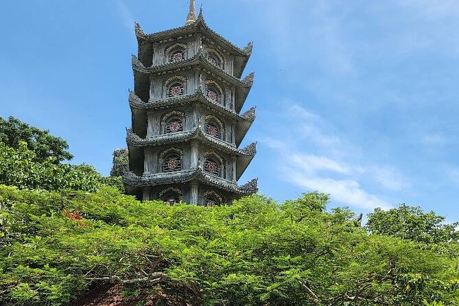 Lady Buddha statue- Marble Mountains- Coconut Jungle- Hoi An City - Lunch before the coconut forest