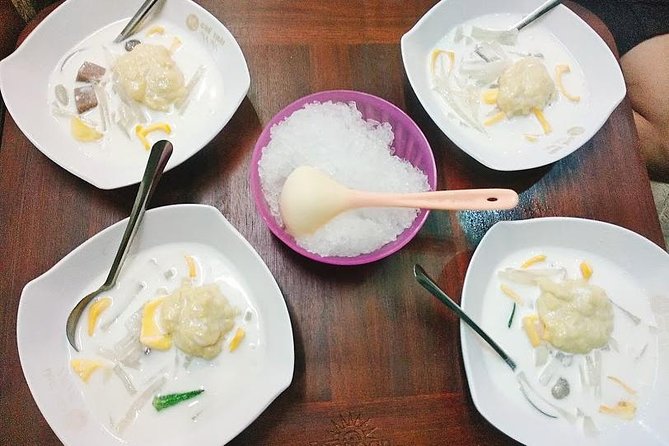Let's eat LIKE a Vietnamese - Explore Foods Tour - An evening built around Da Nang food