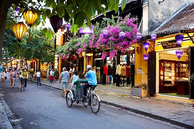 Marble Mountain & Hoi An Ancient Town Private Day Tour from Da Nang/ Hoi An City - Lunch with local Vietnamese food at midday