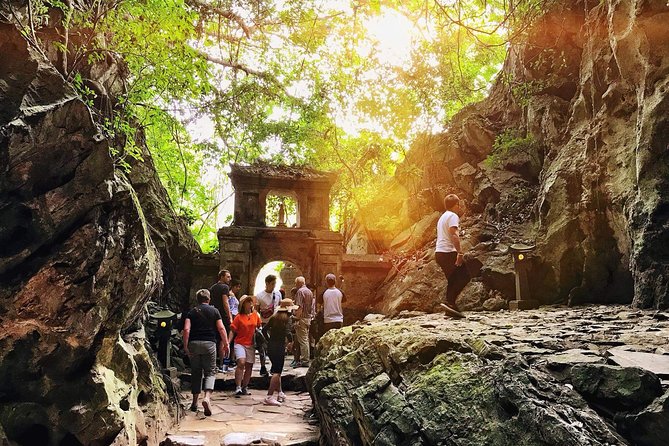 Marble Mountains And Son Tra Peninsula Half-day Tour - Linh Ung Pagoda and the 67-meter Lady Buddha