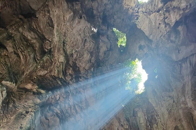 Marble Mountains, Hoi An City Lantern Boat Ride Tour from Da Nang - Hoi An Ancient Town after the afternoon heat