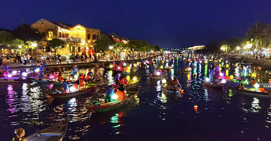 Marble Mountains - Lady Buddha - Coconut Village & Hoi An - Cam Thanh Coconut Village and the round basket boat