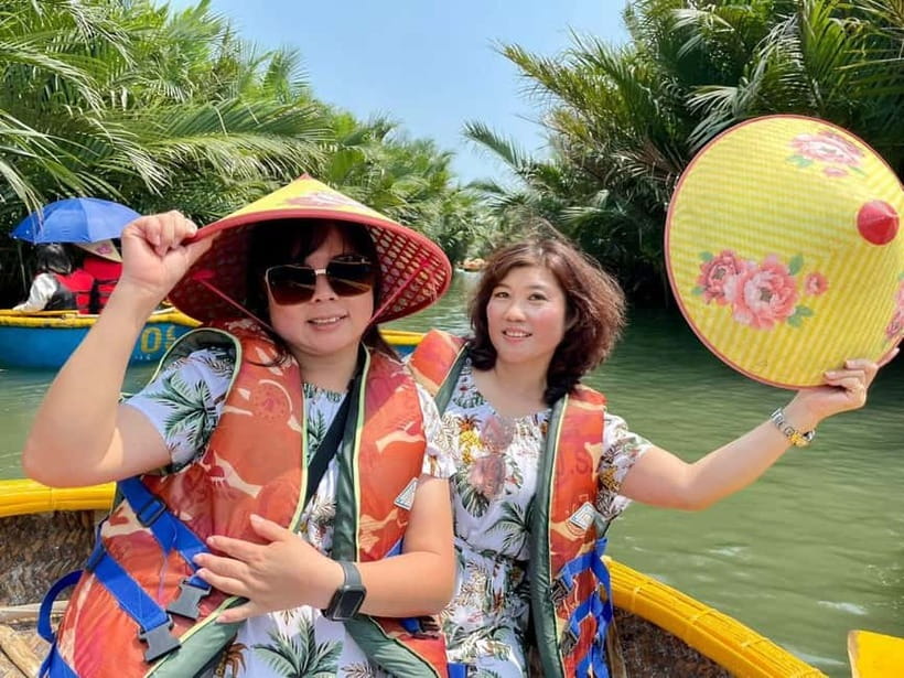 Market Tour, Basket Boat Ride & Cooking Class by Hangcoconut - Is $11 a good deal?