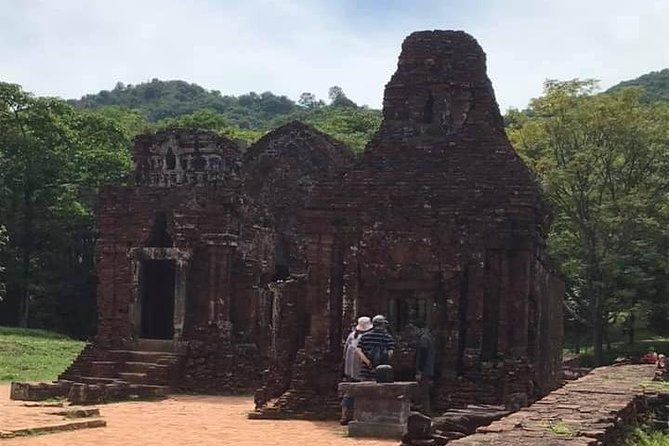 My Son Early Morning Tour & Golden Bridge Ba Na Hill via Cable Car Tour(Private) - My Son Sanctuary before the heat