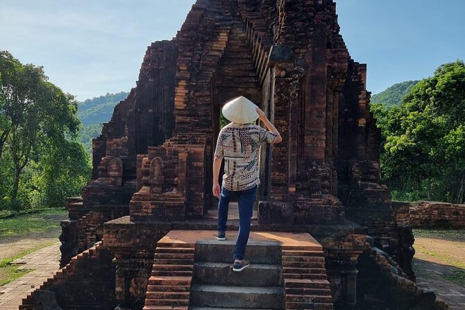 My Son sanctuary and Hoi An ancient town private tour (8a.m-4p.m) - Entering My Son’s ancient temple complex