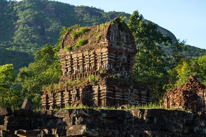 My Son Sanctuary And Hoi An Heritage Full-day Tour - The morning ride to My Son Sanctuary