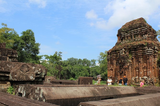My Son Sanctuary And Hoi An Heritage Full-day Tour - Walking among Champa temples
