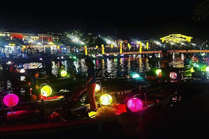 Night Boat Ride in Hoi An- Colourful Lanterns-Pick up at 16:30p.m - A private ride from Da Nang or Hoi An
