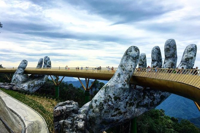 PREMIER TOUR - Discover Golden Bridge and Ba Na hill - Small group by Mini Van - Fantasy Park and the theme-park side of the day