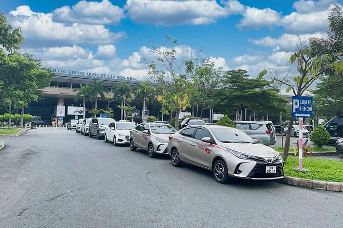 Private Car from Da Nang to Hue - Why a private Da Nang to Hue transfer makes sense
