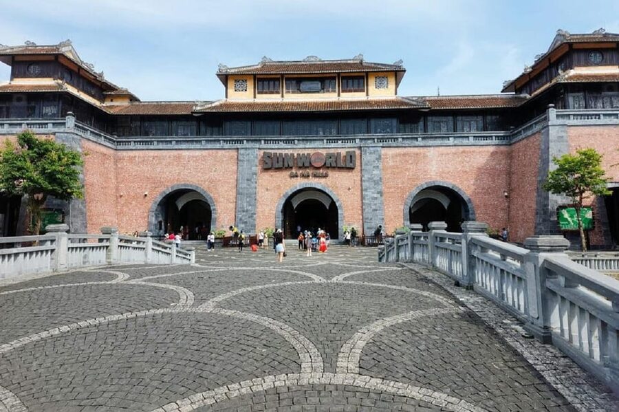 Private Car To BaNa Hills-Golden Bridge From Hoi An/Da Nang - The first 30-minute cable car ride