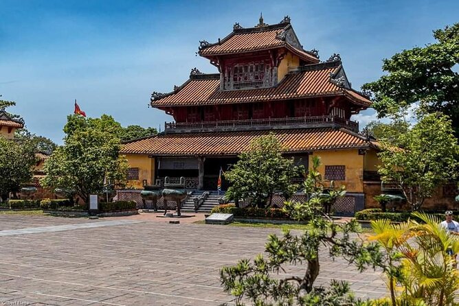 Private Full-Day Tour of Hue from Da Nang or Hoi An City - A quiet turn on the Perfume River