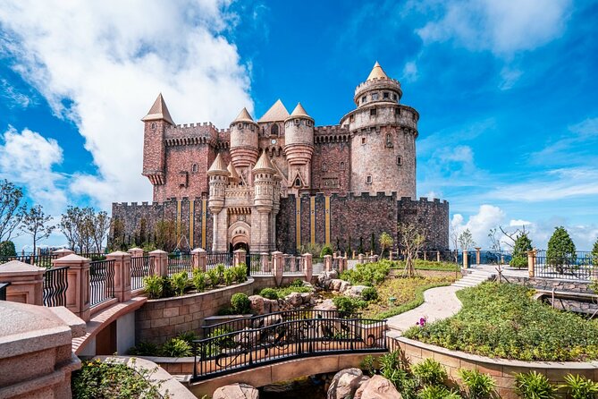 Private guided Sunworld Ba Na Hills & Golden Hands Bridge - Fantasy Park for rides and indoor time