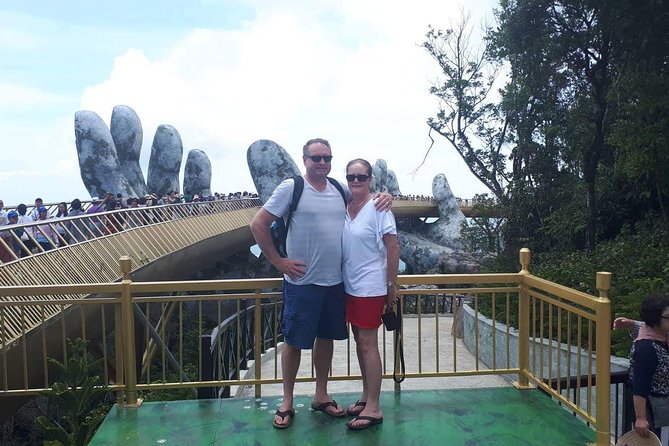 Private guided Sunworld Ba Na Hills & Golden Hands Bridge - The 7 a.m. pickup from Da Nang or Hoi An