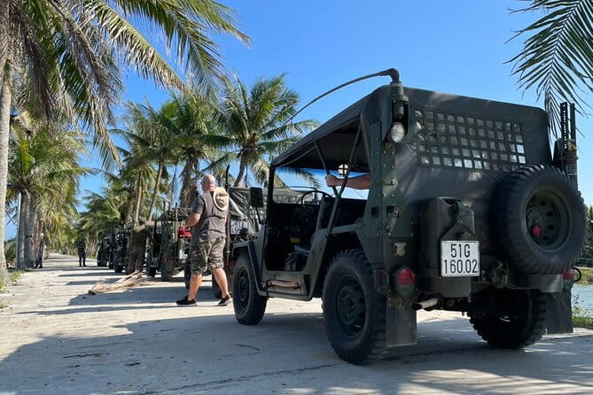 Private Half Day Jeep Tour in Son Tra Peninsula - Reaching Son Tra Peninsula from 4 Le Duc Tho