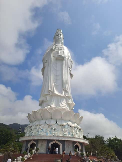 Private Jeep Tour to Marble - Monkey Mountains -Son Tra peak - Who should book this Jeep tour