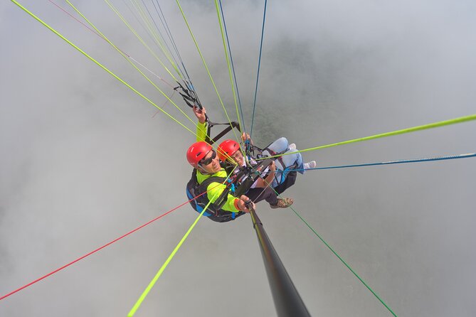 Private Paragliding Experience in Da Nang - What happens at the Buu Dai Son Pagoda meeting point