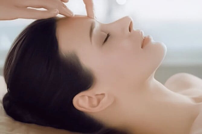 Private Rejuvenating Mask Therapy in Da Nang - What the rejuvenating mask therapy actually offers