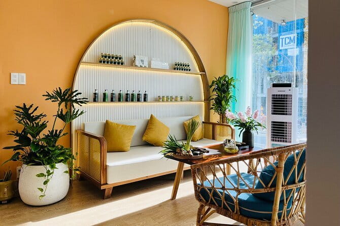 Private Rejuvenating Mask Therapy in Da Nang - Why the private format is worth considering