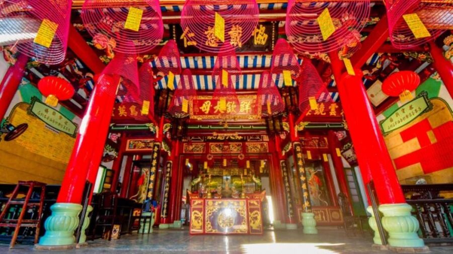 Private Tour to Marble Moutains and Hoi An City at Night. - What the private format means in practice