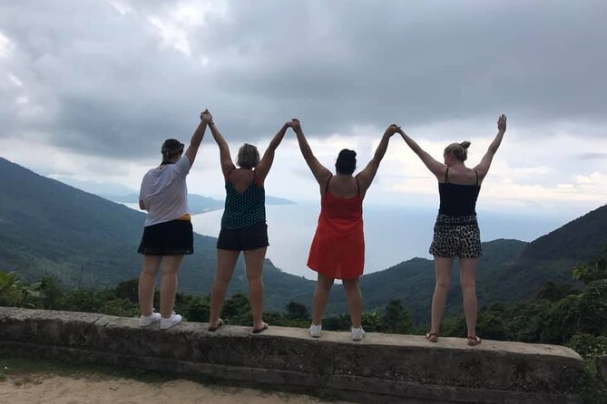 Private Transfer Da nang or Hoi An To Hue Via Ba Na Hill Golden Bridge - Vehicle sizes and group comfort