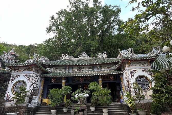 Private Transfer/tour to Marble mountain and Linh Ung temple - Who will enjoy this more than a group tour?