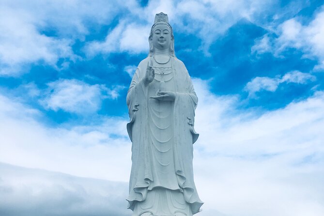 Private Transfer/tour to Marble mountain and Linh Ung temple - How to get the most from the four-hour route