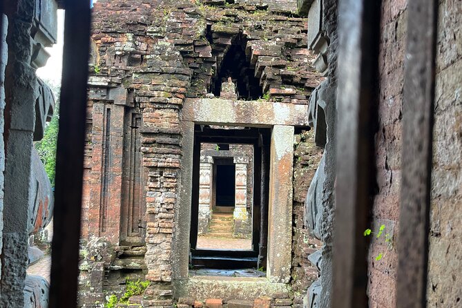 Private transfer/Tour to My Son sanctuary from Da Nang/ Hoi An - Two hours among the Cham ruins