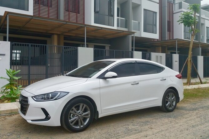 (TOP) Private car: Da Nang/Da Nang Airport (DAD) from/to Hoi An - Driver quality is the main concern
