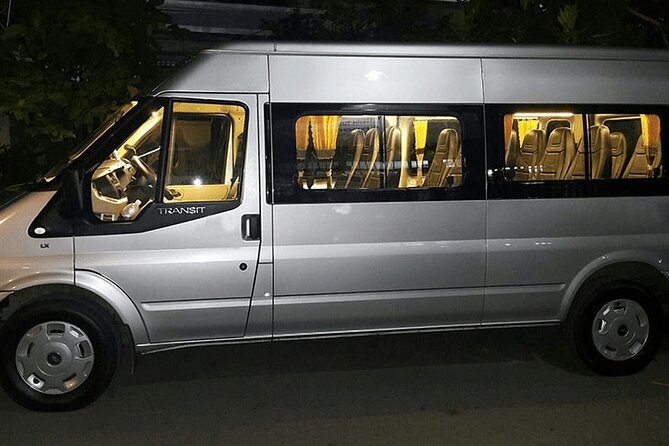 Vietnam Airport Transfers - Meeting your driver at Da Nang Airport